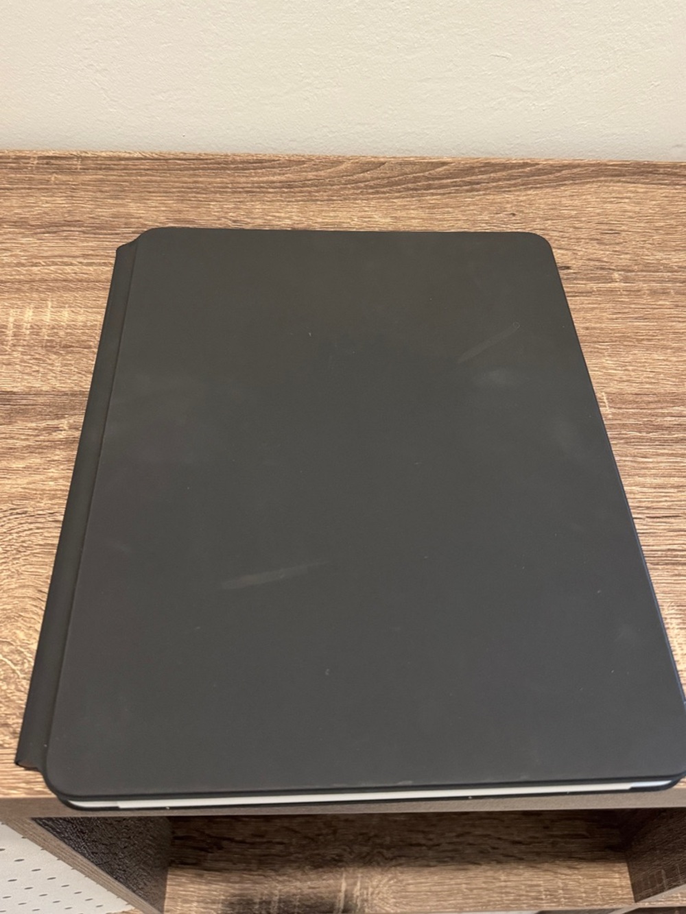 Apple iPad Pro Magic Keyboard - Picture 2 of 5